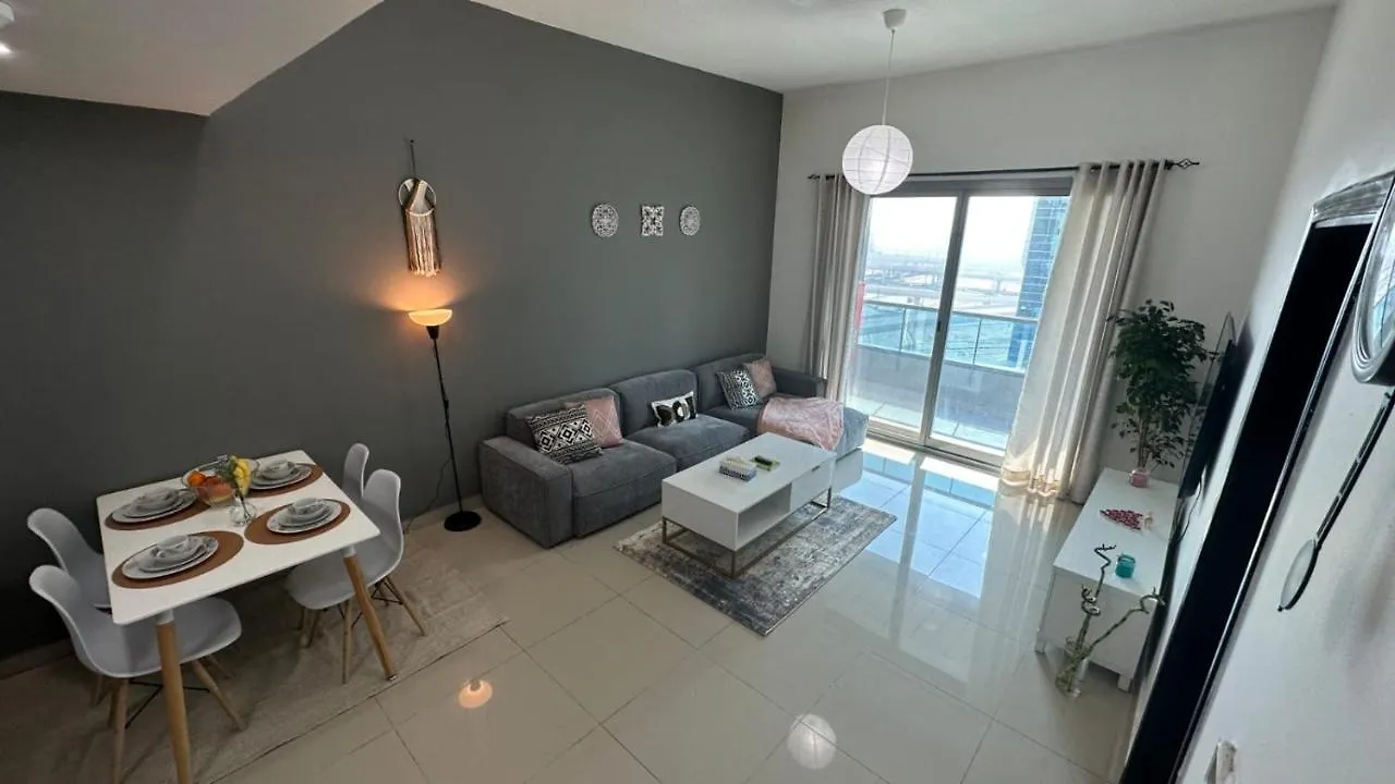 شقة Al Zarooni Building Marina دبي 0*,  الإمارات العربية المتحدة